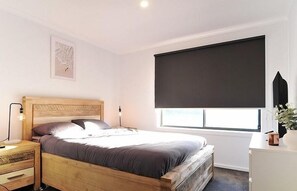 4 dormitorios, tabla de planchar con plancha, wifi y ropa de cama