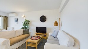 Uklassifisert bilde, 3 av 18, knapp