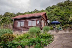 Exterior - Batchelors Haven @ Glenkarma 2 sleeper (Glentana)