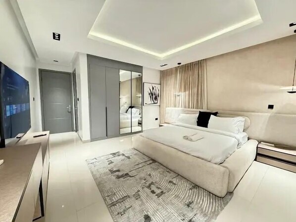 Family Apartment, Balcony, City View