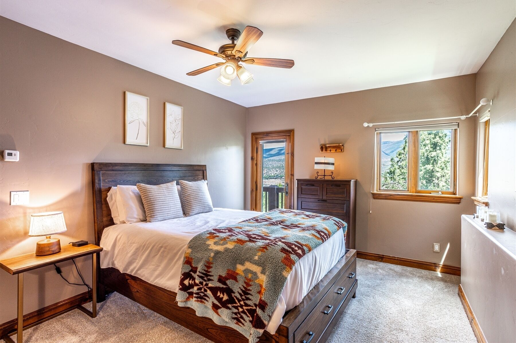 4 bedrooms, iron/ironing board, travel crib, internet