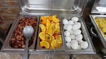 Free daily buffet breakfast