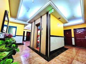 Khu sảnh