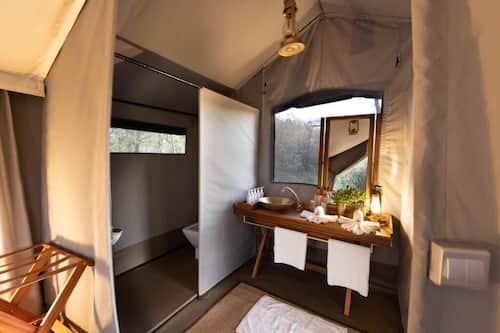 Family Tent | Laptop workspace, free WiFi