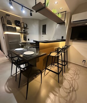 Loft Confort, para no fumadores, vista al mar | Restaurantes