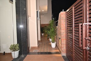 Lobby - Atharv Kaashi - Behind Sigra Sports Stadium (Varanasi)