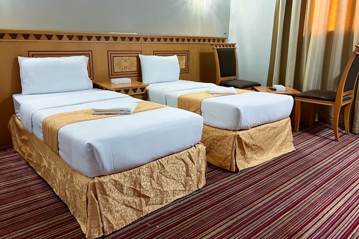 Phòng | Bộ đồ giường cao cấp, két bảo mật tại phòng, bộ trải giường