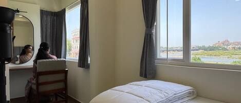 3 dormitorios, tabla de planchar con plancha, wifi y ropa de cama