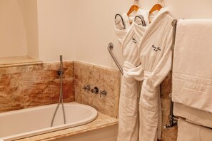 Superior-Zimmer, Stadtblick | Badezimmer