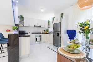 Comfort Villa, Pool View | Private kitchen | Coffee/tea maker, toaster, coffee grinder, freezer