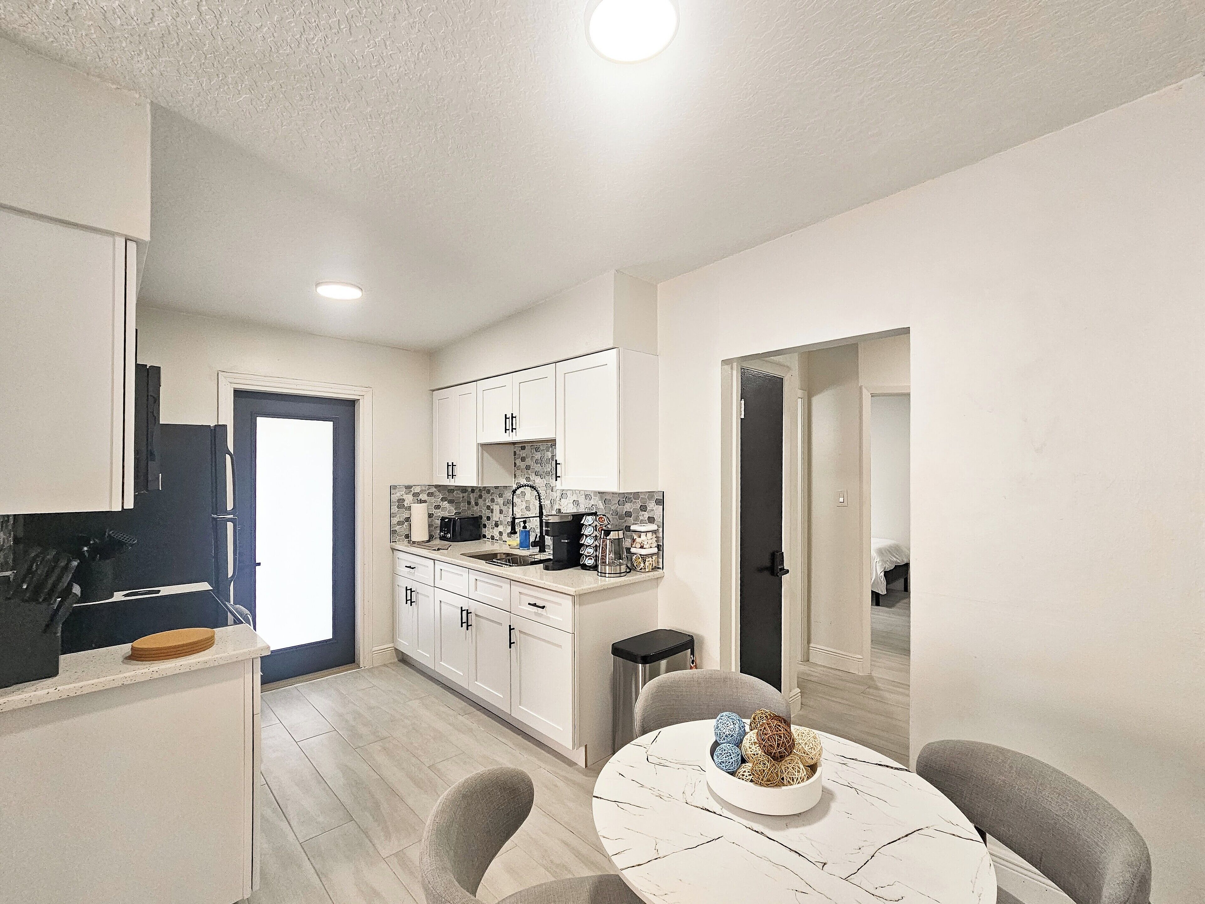 ميكروويف، فرن، موقد طهي مسطح، غسالة أطباق