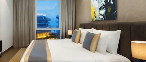 Room, 1 Bedroom, Sea View (Residence) | In-room safe, desk, laptop workspace, blackout drapes