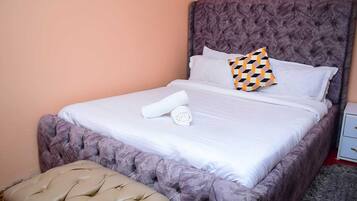 1 bedroom, iron/ironing board, WiFi, bed sheets