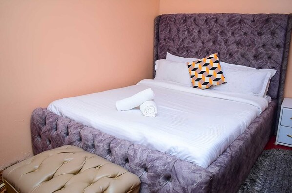 1 bedroom, iron/ironing board, WiFi, bed sheets