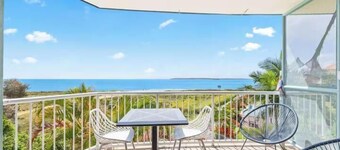 Wake to the Waves - 182A 1BRM Oceanfront Apartment