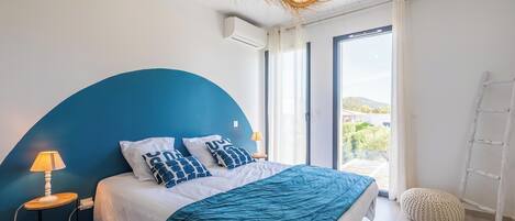 2 chambres, fer et planche Ă repasser, Wi-Fi, literie fournie