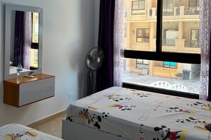 1 bedroom, bed sheets - 1-Bedroom Chalet with Side Sea View, Hurghada Concierge at Turtles Beach Resort (Hurghada)