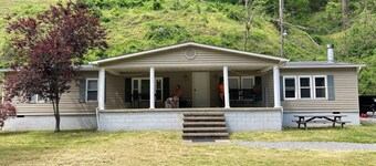3 bedroom, 3 bath home in Matewan, WV. 1 mile from the Devil Anse trailhead.