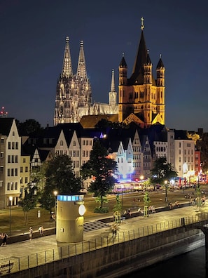 مكان جذب سياحي