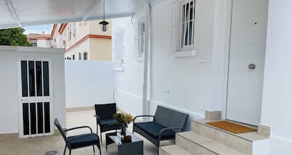 Double room with shared bathroom