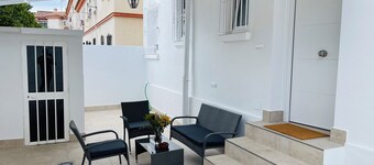 Double room with shared bathroom