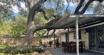 Grand Oaks - Peaceful & Centrally Location