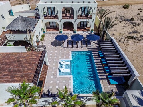 Paz del Mar Resort | for 30 guest, 11 Suites, Heated Pool, Chef, Housekeeping