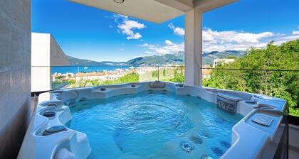 4 Bedroom 350m2 Brand New Villa Aquilla with Pool, Jacuzzi and Sea View
