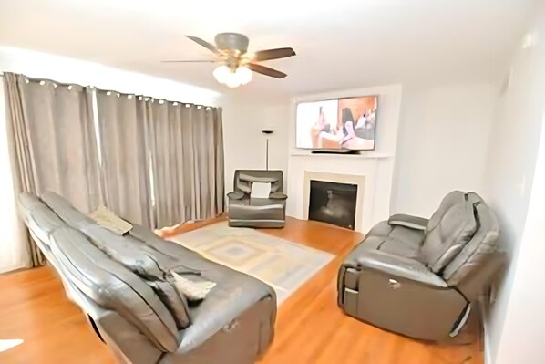 TV, fireplace, offices