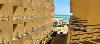Cozy 1BR Chalet with Side Sea View – Fiesta Beach Resort Hurghada – WiFi & AC