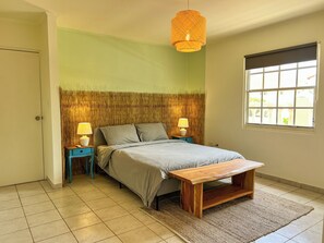2 bedrooms, iron/ironing board, travel cot, free WiFi - Villa Strea; Family house with pool & BBQ, close to center, in nature (Oranjestad)