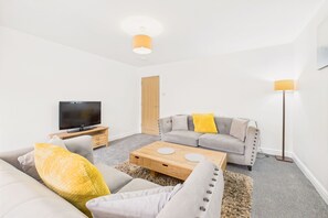 TV, studio