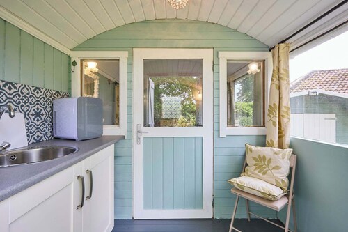 Host & Stay | Shepherd's Hut