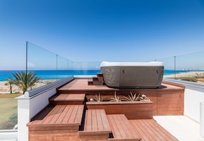 6 bedrooms