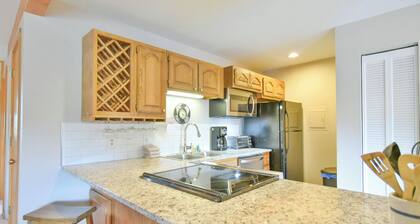 Timber Ridge Retreat - Pool, Hot Tub, Sauna + More!