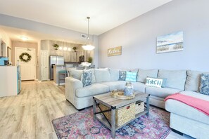 Smart TV - The Palms of Destin 2107 by Compass Resorts (Destin)