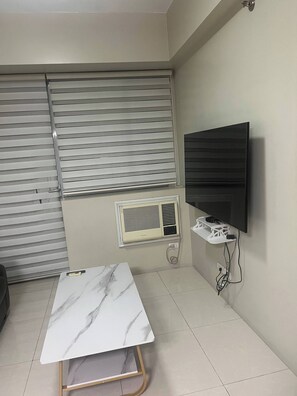 Condo, 1 Bedroom, Accessible, Balcony | Room amenity