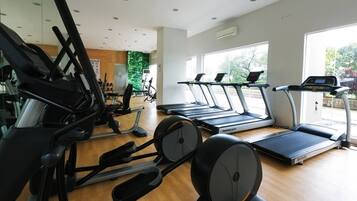 Apartment, 1 Bedroom, Balcony, City View | Fitness studio