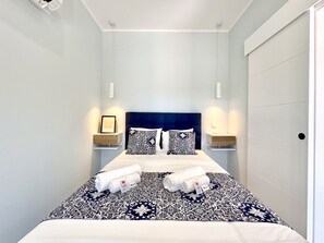 2 bedrooms, cots/infant beds, bed sheets - Almancil Typical House by Homing (Loulé)