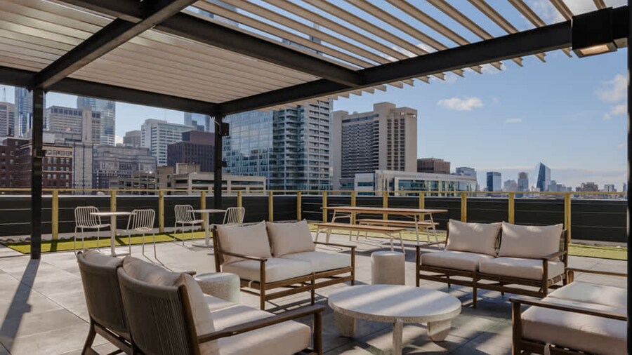Sosuite 1bed Apt w Roof Deck, Gym, Laundry