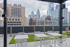 Apartment | 1 bedroom - Sosuite 1bed Apt w Roof Deck, Gym, Laundry (Philadelphia)