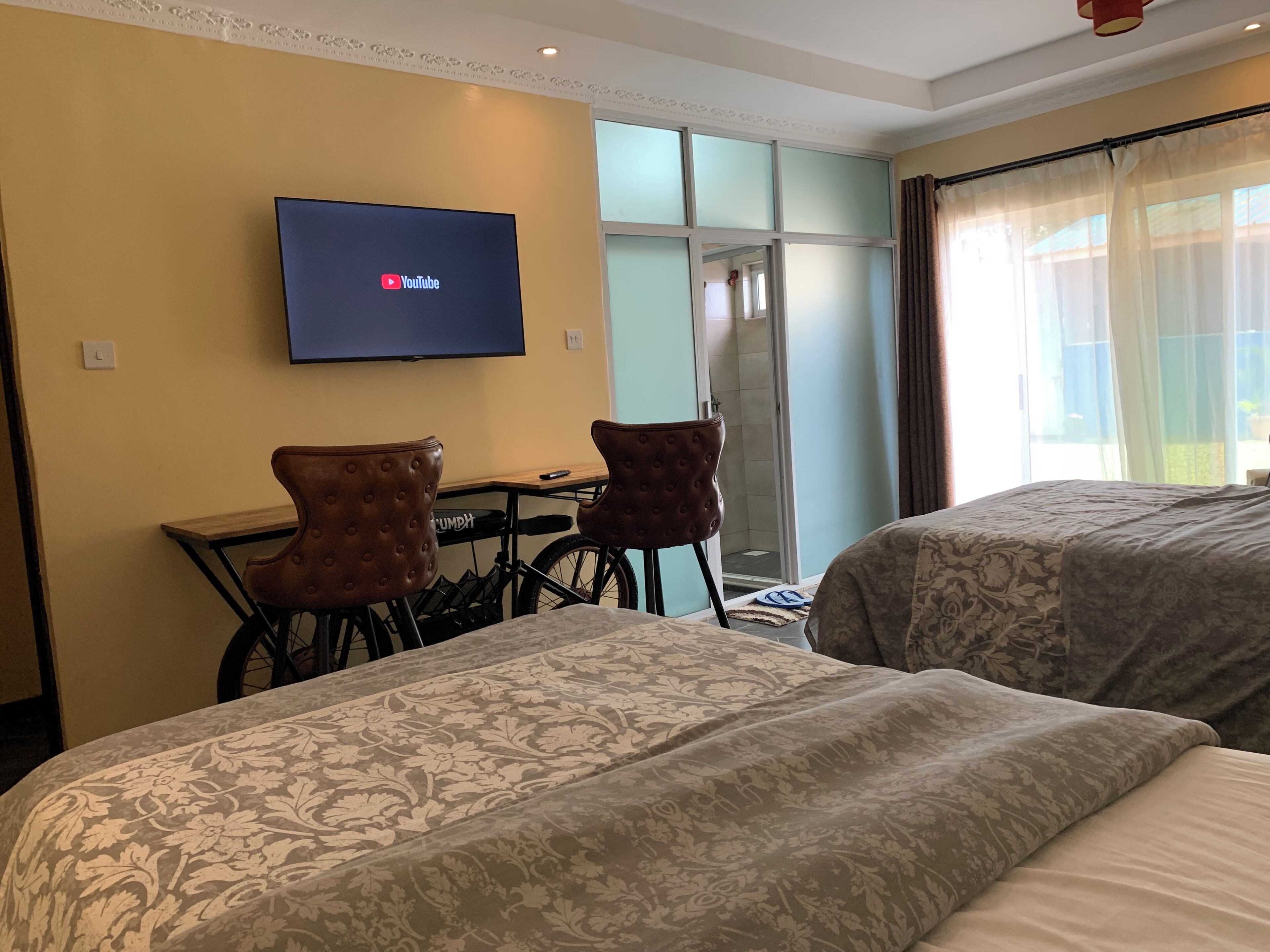 經典雙人或雙床房, 陽台 | 浴室 | 拖鞋、毛巾、肥皂、洗髮精