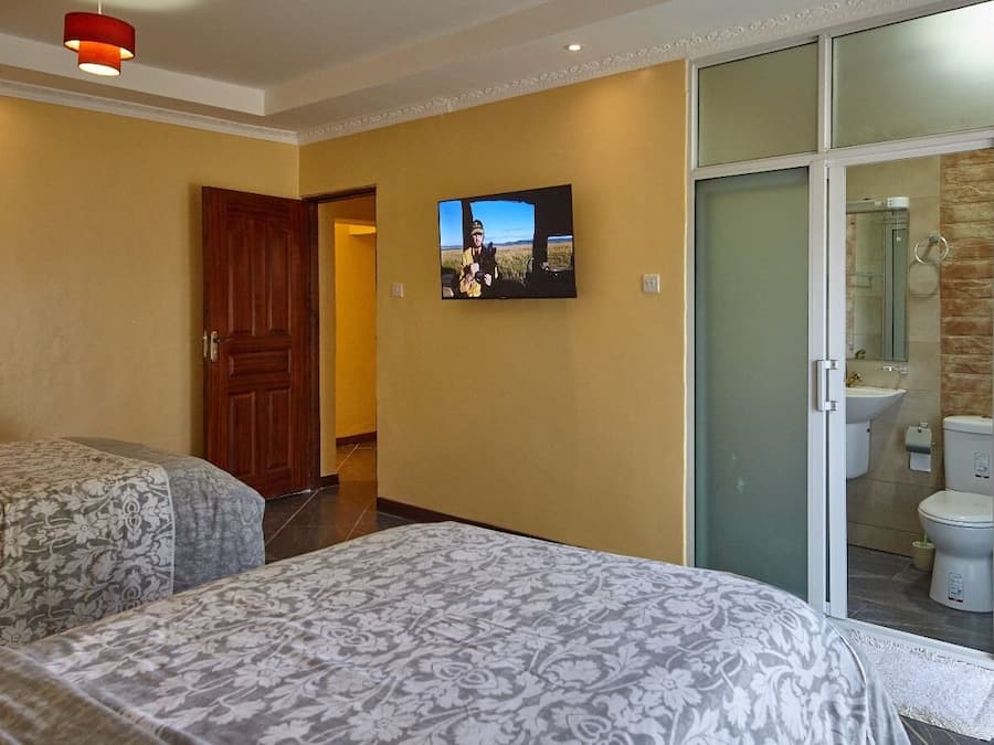 Classic Double or Twin Room, Balcony | Free WiFi
