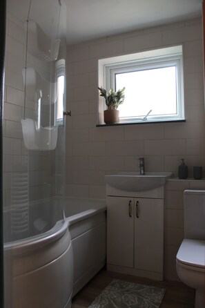 Shower, towels