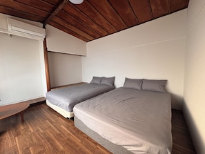 WiFi, bed sheets
