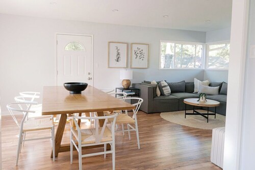 Lake Park Landing - Walk to Downtown Atascadero - Spa!!