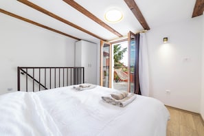 Estudio superior, vista a la ciudad | Insonorización y wifi gratis