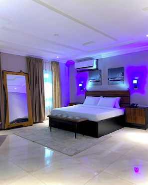 In-room safe, desk, laptop workspace, blackout curtains