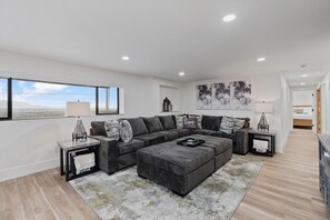 Villa, Multiple Bedrooms | Living area | Smart TV - All-new Luxe Stay Views, Sauna & Hot Tub 7 Bedroom Villa (Salt Lake City)