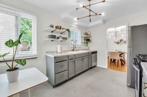 Huis, 3 slaapkamers | Privékeuken | Een koelkast, een oven, een koffiezetapparaat/waterkoker